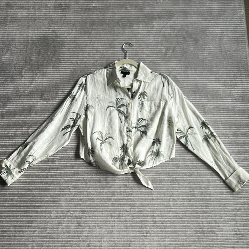 ATM Anthony Thomas Melillo Silver Long Sleeve Tie Front Shirt